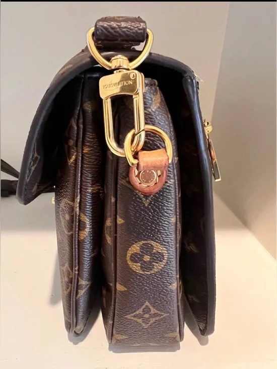 LOUIS VUITTON Pochette Métis monogram satchel-style crossbody bag - Picture 4 of 10